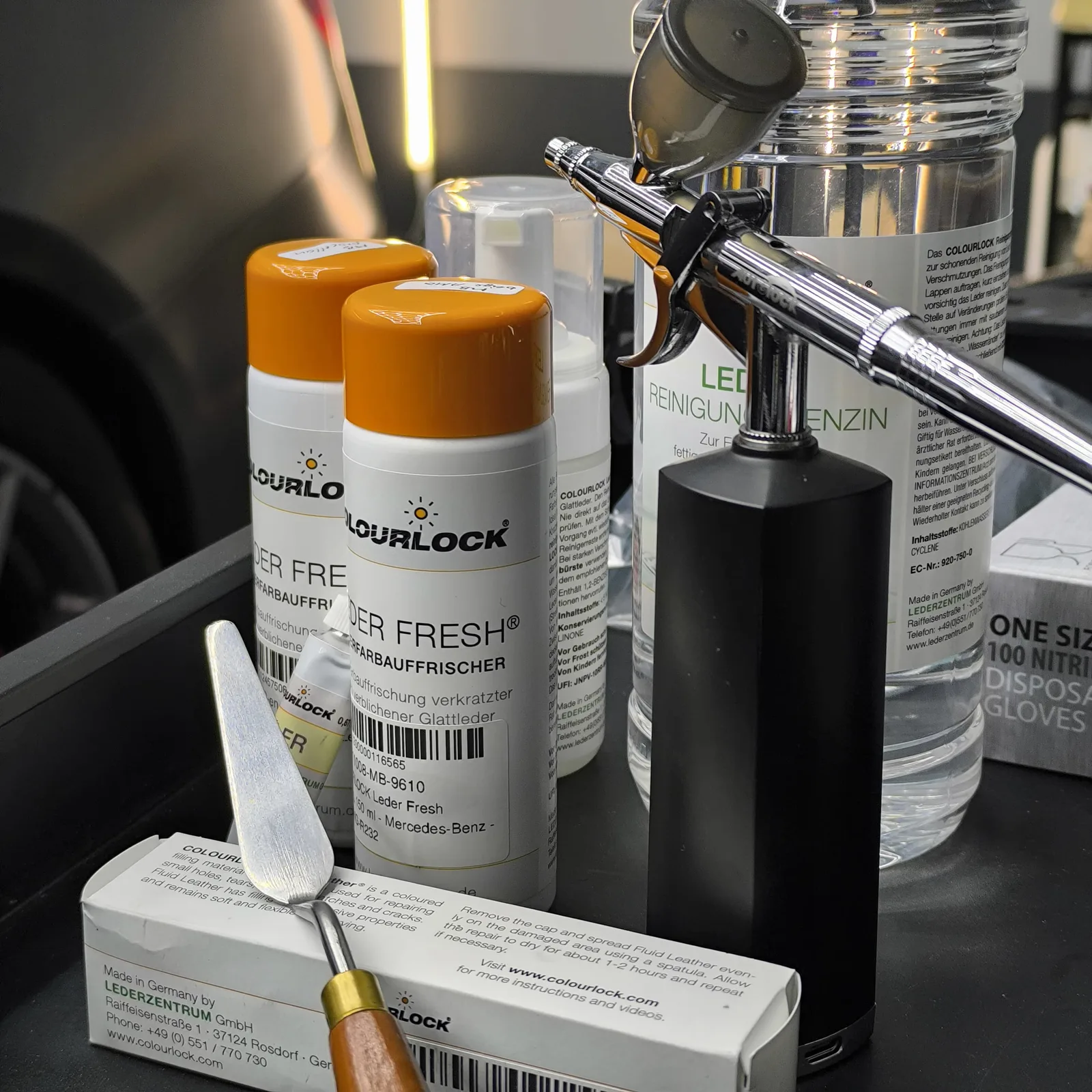 Colourlock Leder-Reparaturset mit Airbrush-Pistole und Spachtel